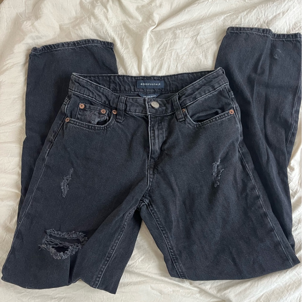 Aeropostale low rise ripped baggy jeans